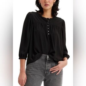 Levi’s Halsey Black 3/4 Sleeve Blouse Size M NWT